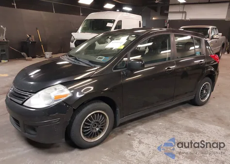 2011 Nissan Versa 1.8S z USA, uszkodzony, nr VIN 3N1BC1CPXBL497663